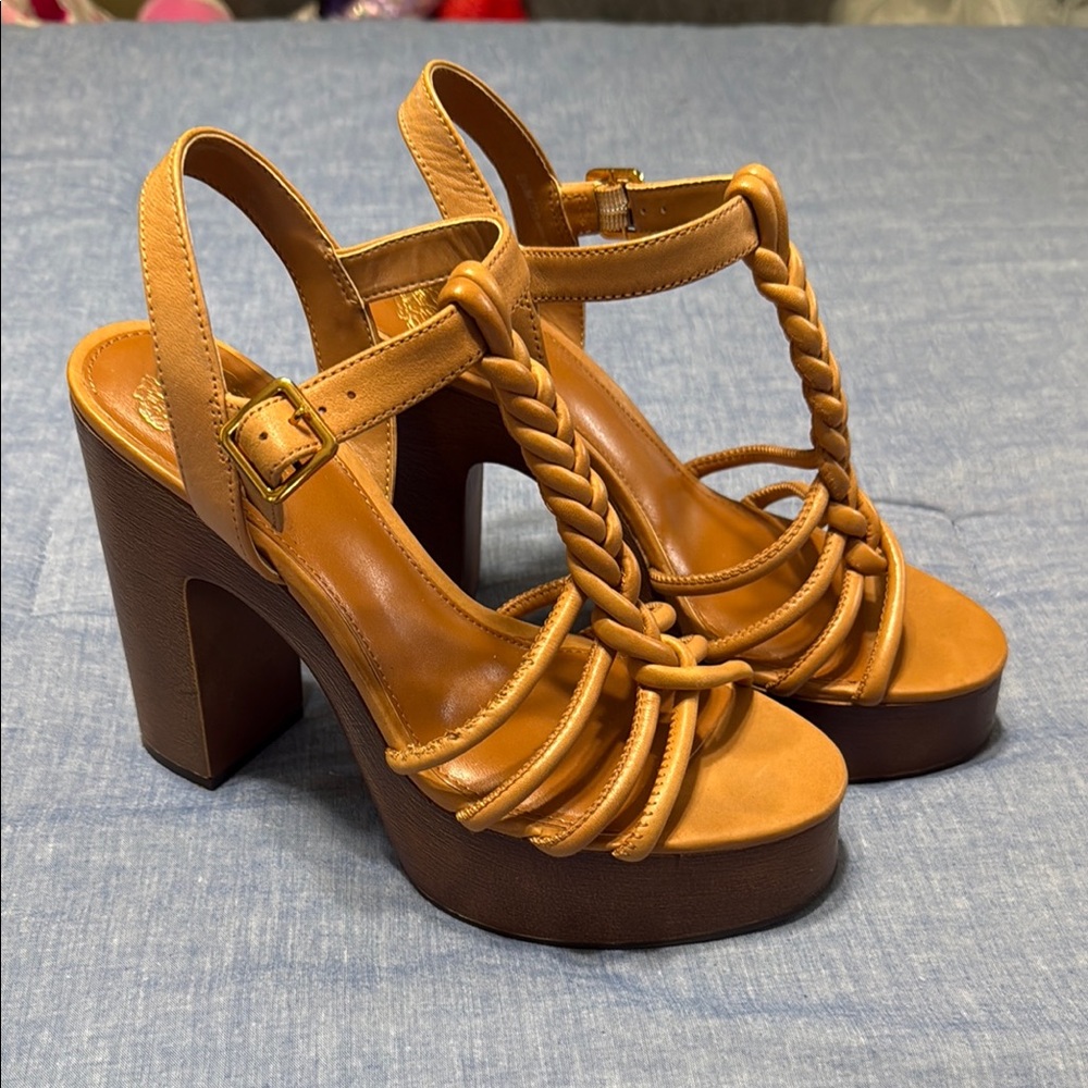 Vince Camuto Tan Brown Platform Sandals